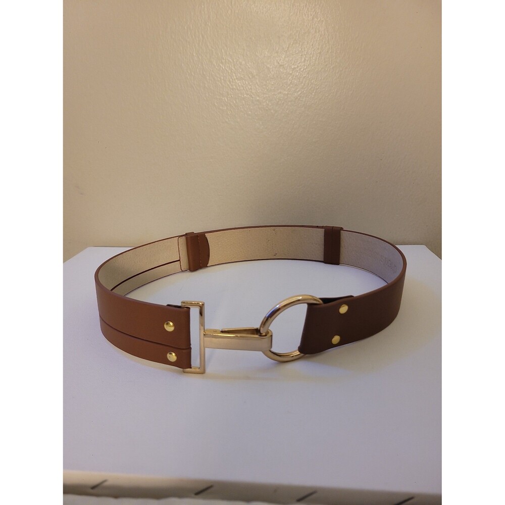 Elegant Brown Leather Belt with Gold Buckle